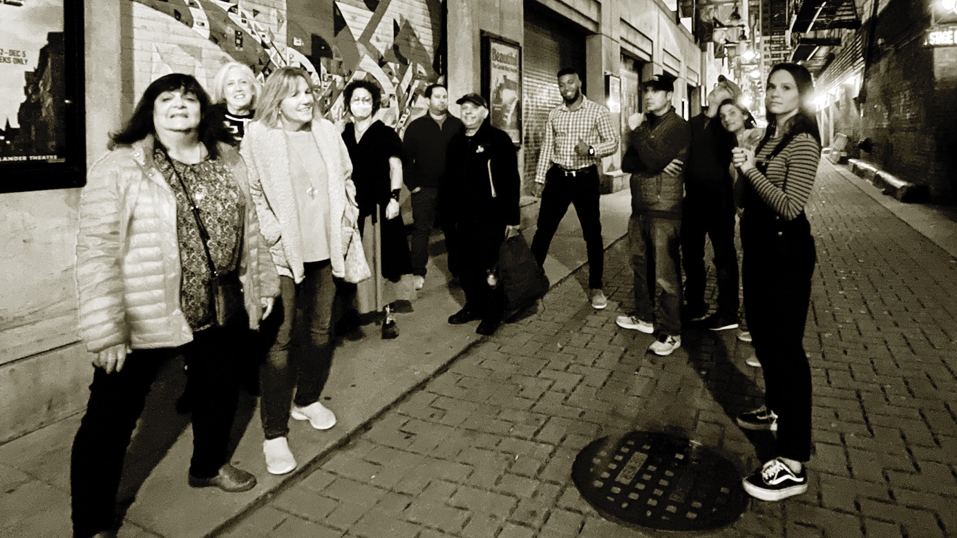 Pizza & Ghost Tour group